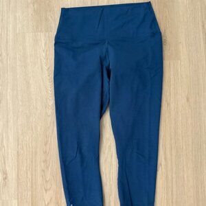 NOBULL HIGH-RISE CROP (MATTE)